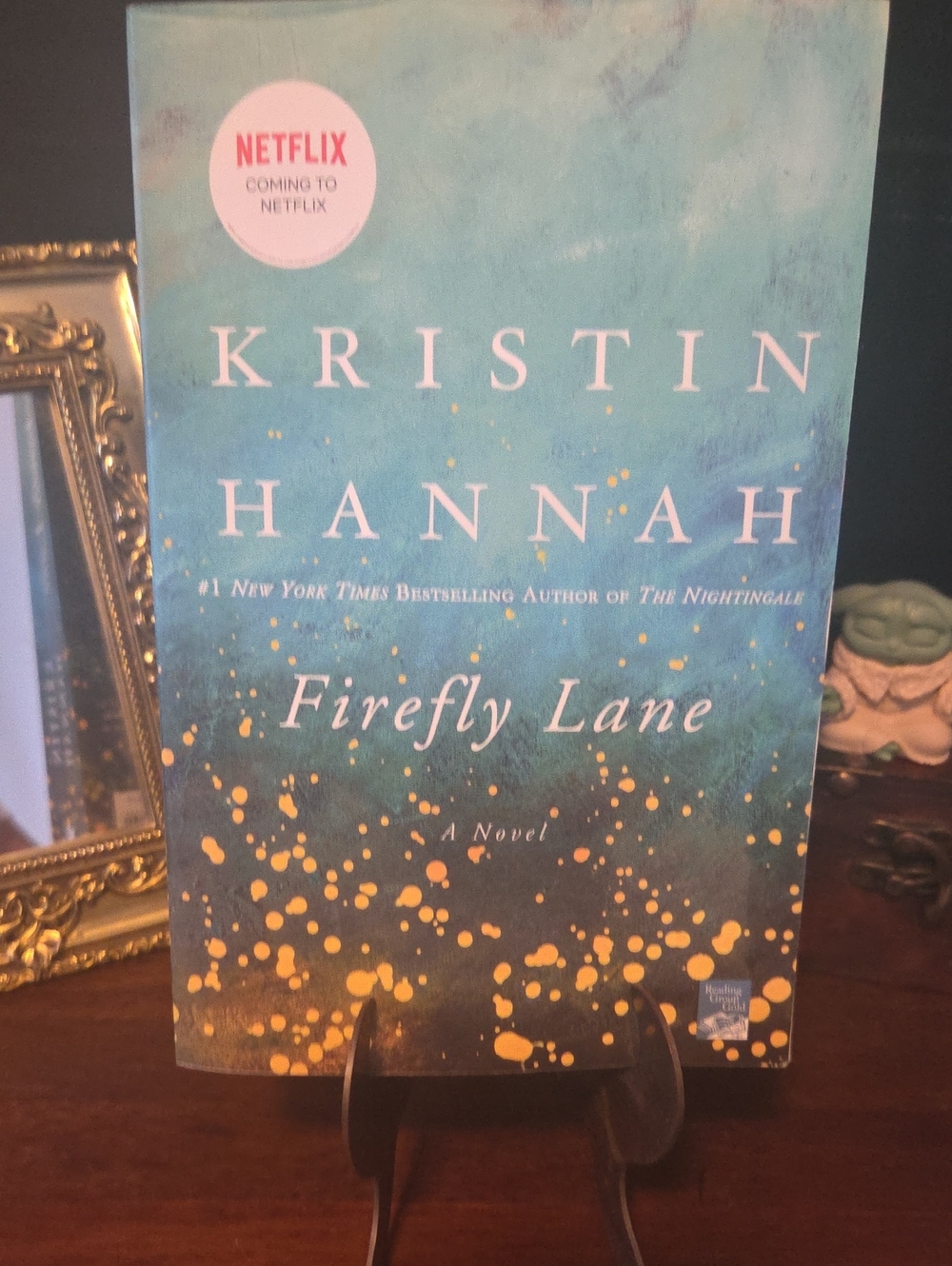 Firefly Lane Paperback Novel By Kristin Hannah  2008